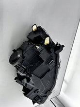 Laden Sie das Bild in den Galerie-Viewer, Frontscheinwerfer VW Polo 2G1941006D LED Rechts Scheinwerfer Headlight