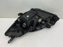 Load image into Gallery viewer, Frontscheinwerfer Toyota Yaris LED Rechts Scheinwerfer Headlight
