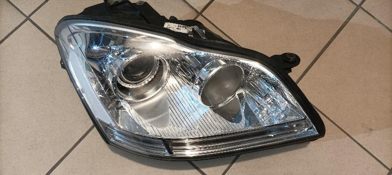 Frontscheinwerfer Mercedes-Benz W164 A1648203261 Rechts Scheinwerfer Headlight