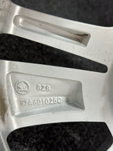 Load image into Gallery viewer, 1x Alufelge 17 Zoll 7.0" 5x112 45ET Glanz Silber 57A601025K Skoda Karoq FEL6990754940lk