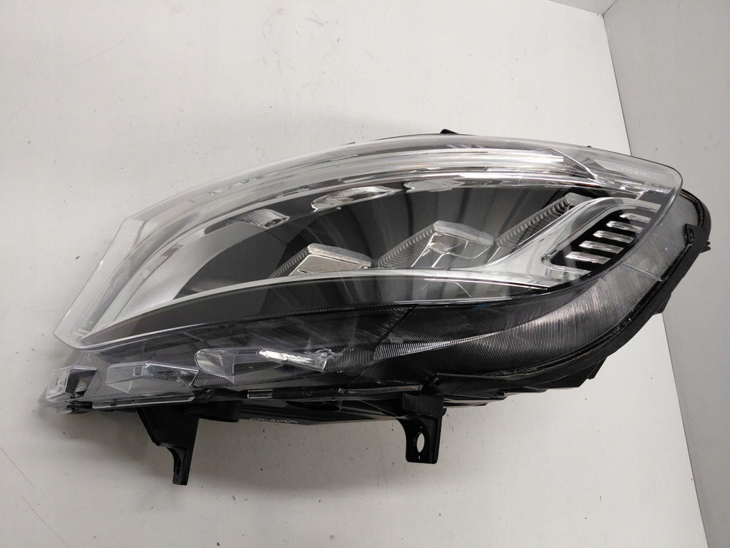 Frontscheinwerfer Mercedes-Benz Sprinter A9109065700 Links Headlight SCH8434402919ah