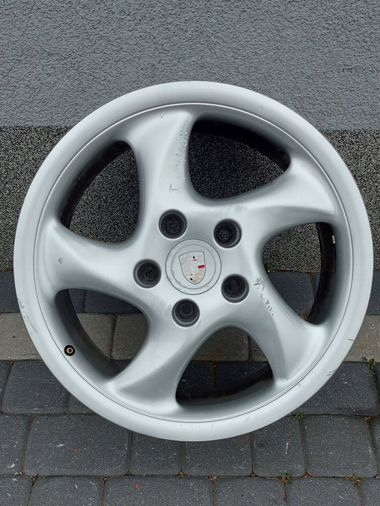 1x Alufelge 18 Zoll 9.0" 5x130 52ET Porsche Rim Wheel