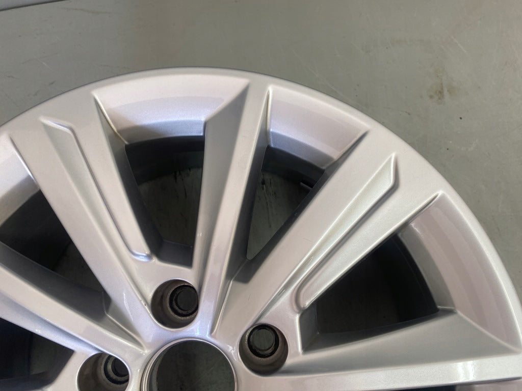 1x Alufelge 16 Zoll 6.5" 5x112 33ET Glanz Silber 7N5601025 Seat Alhambra FEL8239036039zj