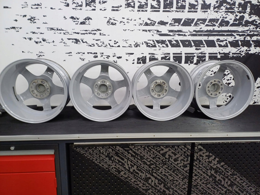 4x Alufelge 16 Zoll 7.5" 5x112 35ET Glanz Silber Seat Exeo Superb I Passat FEL5432915282ht