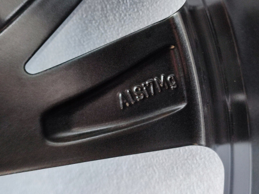 1x Alufelge 18 Zoll 7.0" 5x100 39ET Glanz Silber 2GM601025B VW T Cross T-Cross