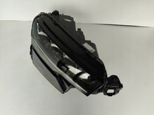 Laden Sie das Bild in den Galerie-Viewer, Frontscheinwerfer Skoda Karoq 57B941010 Full LED Rechts Scheinwerfer Headlight SCH6500798867gt