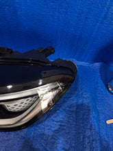 Load image into Gallery viewer, Frontscheinwerfer VW Id.4 11B941077G Full LED Ein Stück (Rechts oder Links) SCH8087083542ns