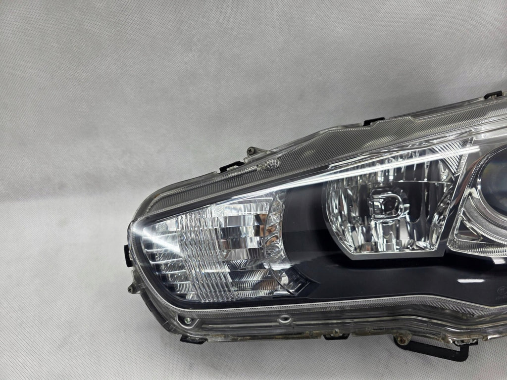 Frontscheinwerfer Mitsubishi Lancer VIII SPP18532 Links Scheinwerfer Headlight SCH3846462637aj