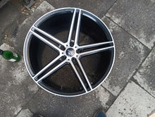 Laden Sie das Bild in den Galerie-Viewer, 1x Alufelge 18 Zoll 5x112 Glanz BMW Rim Wheel FEL3466892419vi