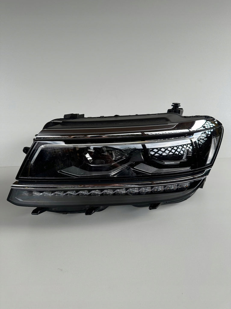 Frontscheinwerfer VW Tiguan Allspace 5NN941081C Full LED Links Headlight SCH4403701342fh