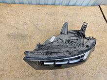 Laden Sie das Bild in den Galerie-Viewer, Frontscheinwerfer Opel Astra L 9858777280 Links Scheinwerfer Headlight SCH2512278623dl
