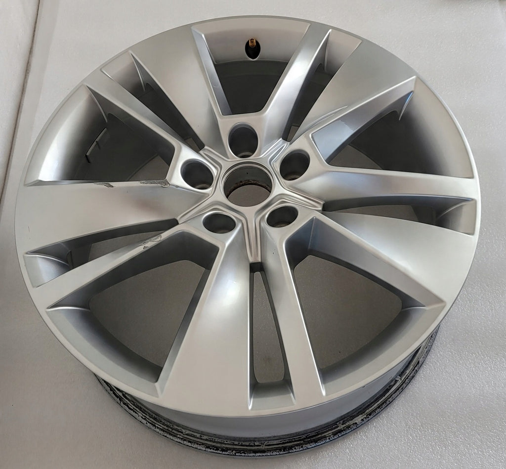 1x Alufelge 18 Zoll 7.0" 5x112 43ET 565601025C Skoda Kodiaq Rim Wheel