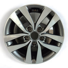 Laden Sie das Bild in den Galerie-Viewer, 1x Alufelge 16 Zoll 6.5&quot; 5x114.3 50ET Glanz 5291064200 Hyundai I30 Mg Rim Wheel