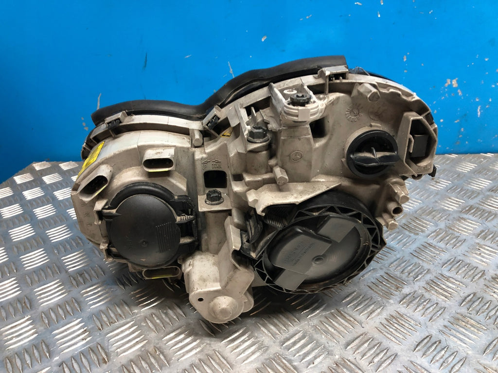 Frontscheinwerfer Mercedes-Benz W203 A2038203861 Xenon Rechts Headlight SCH1128960143se