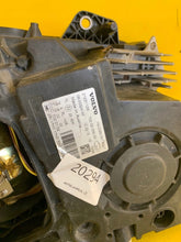 Load image into Gallery viewer, Frontscheinwerfer Volvo 21221129 LED Rechts Scheinwerfer Headlight SCH6705951556hr