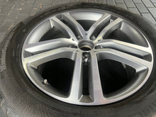 Load image into Gallery viewer, 1x Alufelge 20 Zoll 8.5" 5x112 55ET Glanz A1674012400 Mercedes-Benz Gle FEL8849925788ob