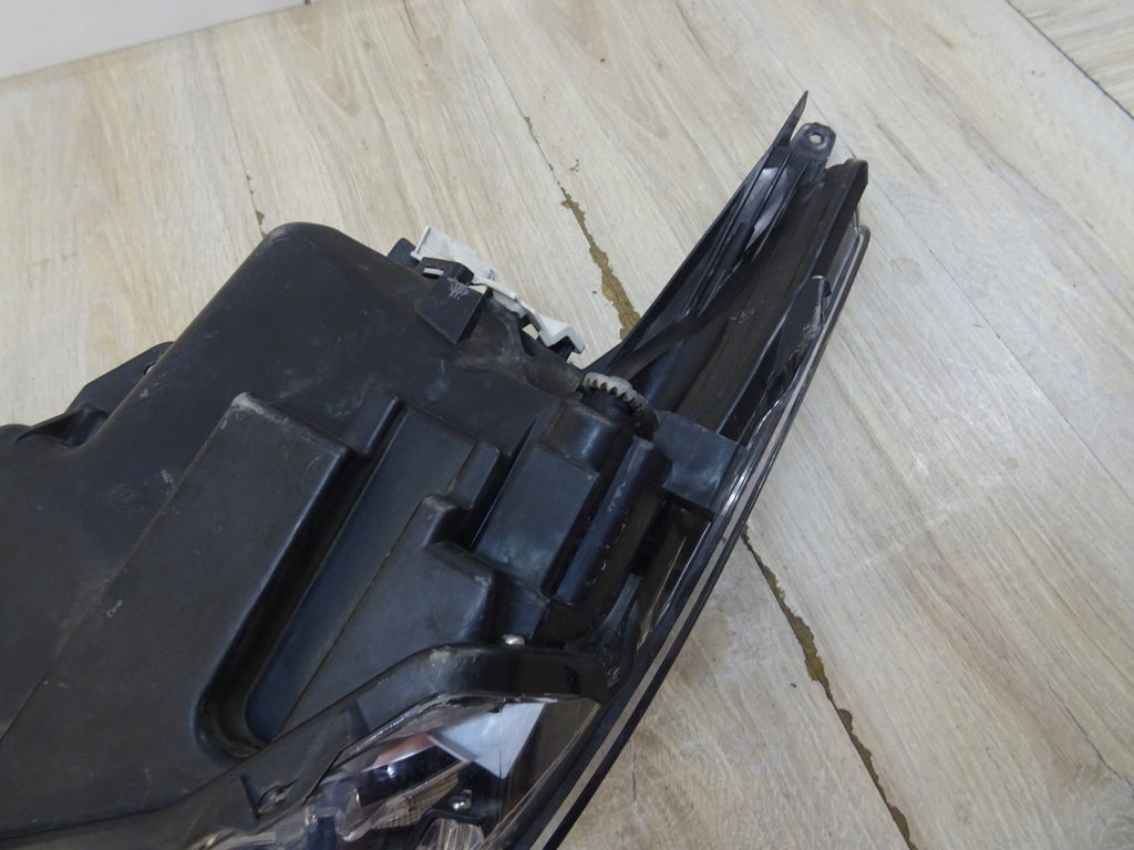Frontscheinwerfer Toyota Corolla 81110-02L70-00 Rechts Scheinwerfer Headlight SCH4117079968ck