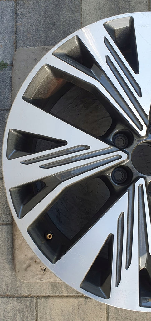1x Alufelge 19 Zoll 8.0" 5x112 45ET 89A601025C Audi E-Tron Etron Rim Wheel FEL7652572754ou