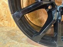 Laden Sie das Bild in den Galerie-Viewer, 1x Alufelge 19 Zoll 5A1F915 BMW Z4 G29 Rim Wheel FEL2158963417mn