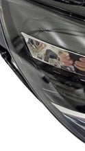 Laden Sie das Bild in den Galerie-Viewer, Frontscheinwerfer Opel Corsa F 39162659 Rechts Scheinwerfer Headlight SCH2438999033fo