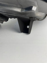 Laden Sie das Bild in den Galerie-Viewer, Frontscheinwerfer Iveco I 58024392880 Links Scheinwerfer Headlight SCH6420517160uq