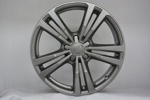 Laden Sie das Bild in den Galerie-Viewer, 4x Alufelge 18 Zoll 7.5" 5x112 51ET Glanz Silber 8V0601025AJ Audi Rim Wheel FEL6060352534td