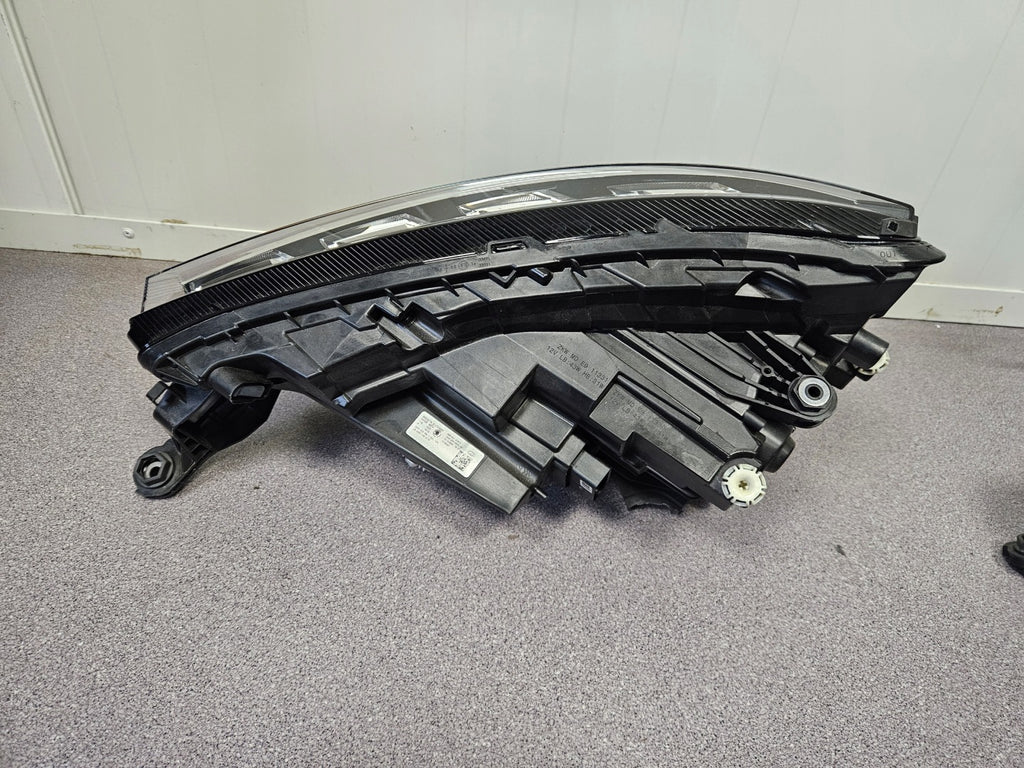 Frontscheinwerfer Skoda Kamiq LED Ein Satz Scheinwerfer Headlight SCH4567686281pd