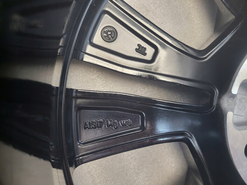 1x Alufelge 17 Zoll 7.0" 5x112 45ET 5L0601025R 5L0601025P MA-DAR81 Skoda Superb FEL2068567563cp