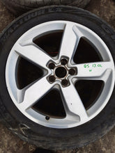 Laden Sie das Bild in den Galerie-Viewer, 1x Alufelge 19 Zoll 8.0&quot; 5x112 39ET Glanz Silber 8R0601025J Audi Q5 Rim Wheel