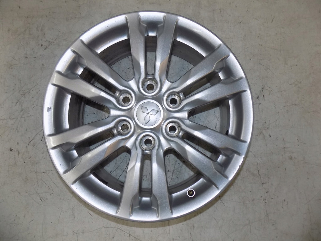 1x Alufelge 18 Zoll 7.5" 6x139.7 46ET Mitsubishi Pajero Iv Rim Wheel FEL5382448136ia