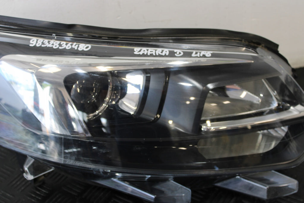 Frontscheinwerfer Opel Zafira A Life 9832836480 Rechts Scheinwerfer Headlight SCH9081153289hb