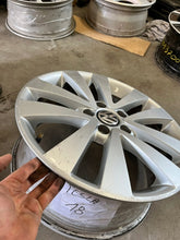 Load image into Gallery viewer, 1x Alufelge 17 Zoll 7.0" 5x112 54ET 5K0601025 VW Golf VI I Rim Wheel FEL7479230155gk