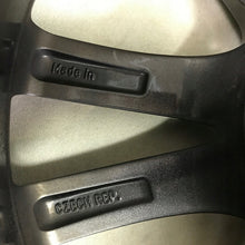 Laden Sie das Bild in den Galerie-Viewer, 1x Alufelge 18 Zoll 8.0&quot; 5x112 33ET A2574010800 Mercedes-Benz Cls Rim Wheel