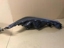 Laden Sie das Bild in den Galerie-Viewer, Frontscheinwerfer Toyota Corolla 89907-12050 89908-12050 Ein Satz Headlight SCH5325473584to