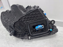 Laden Sie das Bild in den Galerie-Viewer, Frontscheinwerfer Mercedes-Benz W206 A2069062903 LED Links Headlight SCH2977867232xv