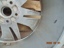 Laden Sie das Bild in den Galerie-Viewer, 1x Alufelge 19 Zoll 8.0&quot; 5x112 45ET 5LA601025B Skoda Enyaq Rim Wheel