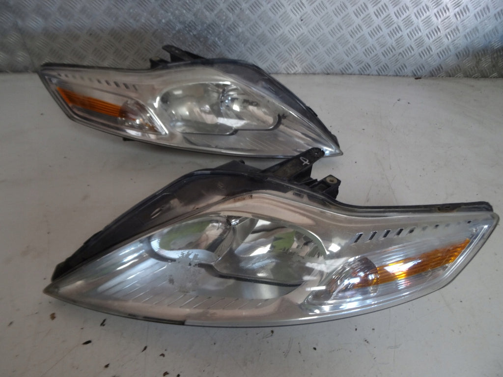 Frontscheinwerfer Ford Mondeo Links Scheinwerfer Headlight