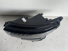 Laden Sie das Bild in den Galerie-Viewer, Frontscheinwerfer Skoda Kodiaq 566941035 LED Ein Stück (Rechts oder Links) SCH9606759940ia