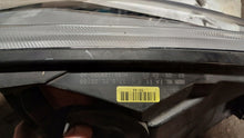 Laden Sie das Bild in den Galerie-Viewer, Frontscheinwerfer Ford Fiesta Links Scheinwerfer Headlight SCH9569722275vx