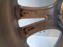 Laden Sie das Bild in den Galerie-Viewer, 1x Alufelge 18 Zoll 6855093 BMW 2 F45 Rim Wheel FEL1639788853eg