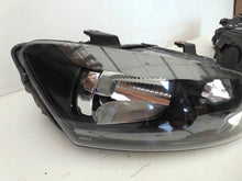 Load image into Gallery viewer, Frontscheinwerfer VW Polo 6r 6R1941015C 6R1941016C Halogen Rechts oder Links