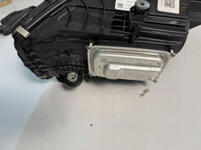 Laden Sie das Bild in den Galerie-Viewer, Frontscheinwerfer Mercedes-Benz W206 A2069068204 LED Rechts Headlight SCH8513285012kn