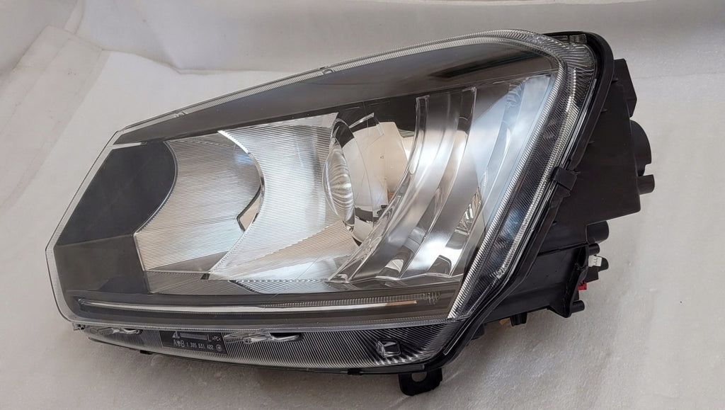 Frontscheinwerfer Skoda Yeti 5L1941015C Xenon Links Scheinwerfer Headlight