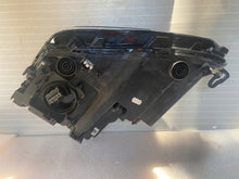 Laden Sie das Bild in den Galerie-Viewer, Frontscheinwerfer Seat Tarraco 5FJ941008H LED Rechts Scheinwerfer Headlight