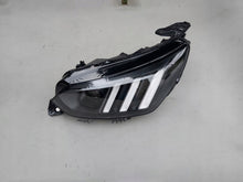 Laden Sie das Bild in den Galerie-Viewer, Frontscheinwerfer Peugeot 2008 9823194180 LED Links Scheinwerfer Headlight