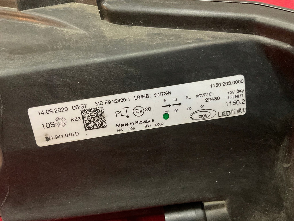 Frontscheinwerfer Skoda Superb III 3V1941015D LED Links Scheinwerfer Headlight