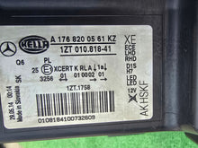Laden Sie das Bild in den Galerie-Viewer, Frontscheinwerfer Mercedes-Benz W176 A1768200661KZ Bi-Xenon Ein Satz Headlight SCH1323453442nv