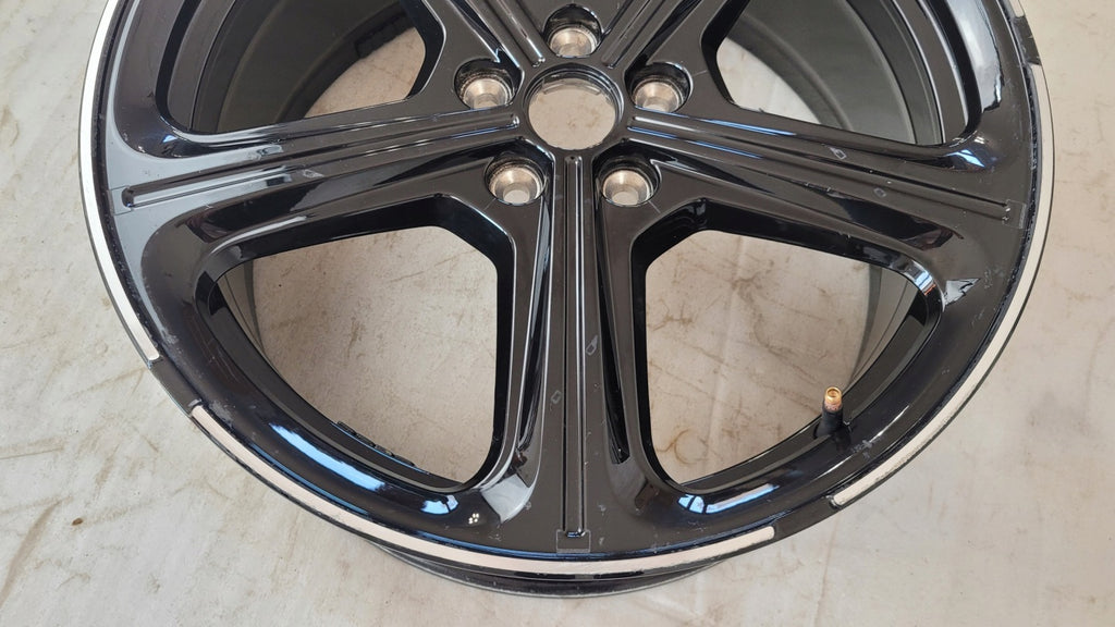 1x Alufelge 18 Zoll 7.5" 5x108 50ET 32410685 32410683 Volvo Rim Wheel FEL4869845543fr