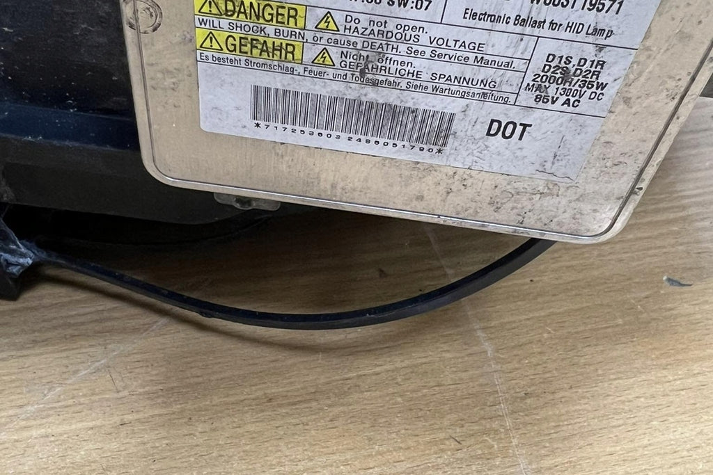 Frontscheinwerfer BMW 7 7172536 Ein Stück (Rechts oder Links) Headlight SCH7706615266bd