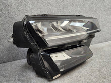 Laden Sie das Bild in den Galerie-Viewer, Frontscheinwerfer Skoda Karoq 57B941010SCZ LED Rechts Scheinwerfer Headlight SCH6505426067mq